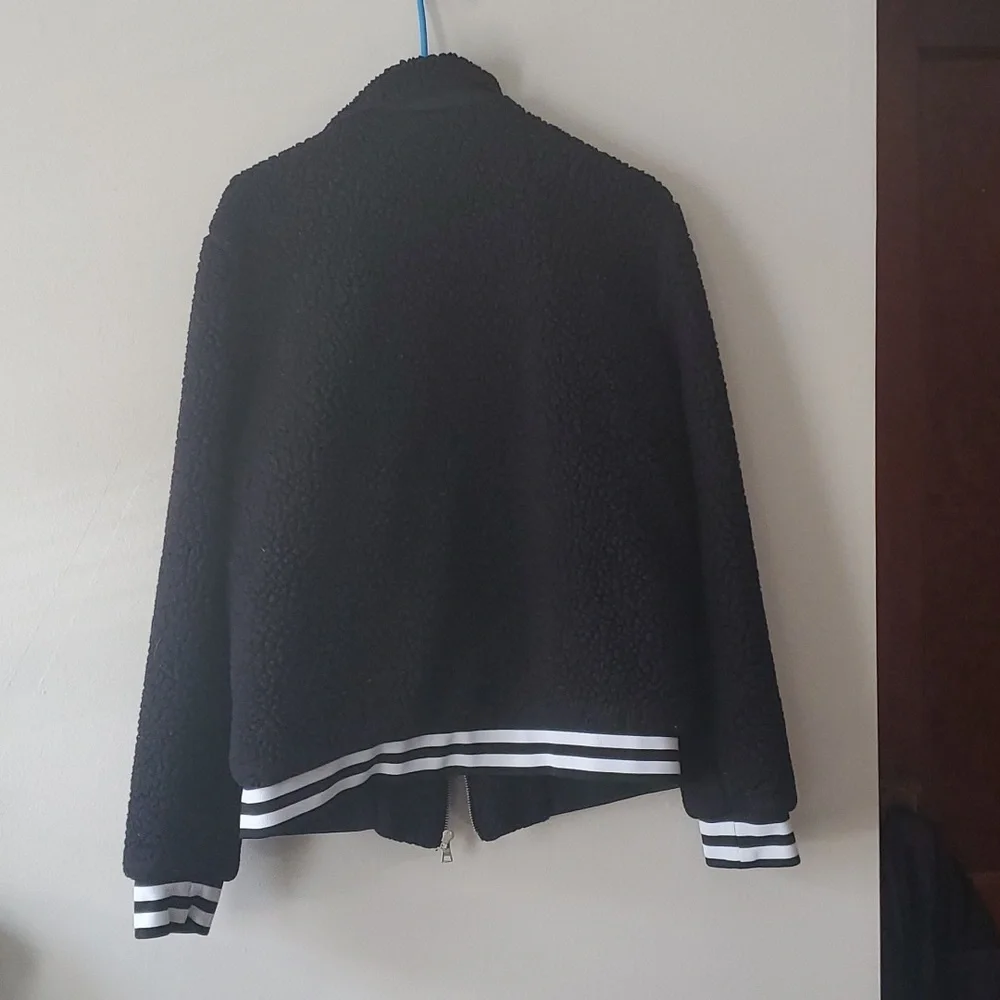 Jacket - Picture 8 of 15